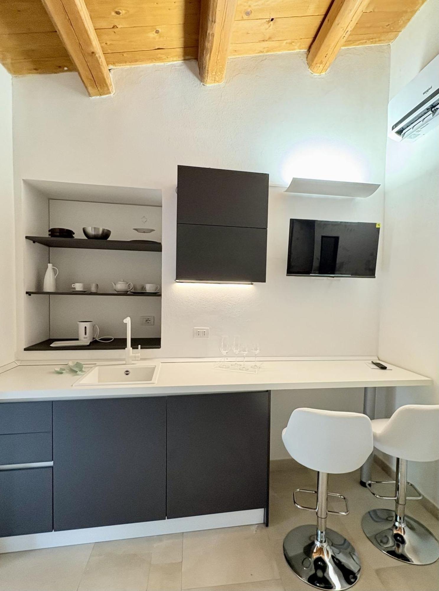 Torre Dantona Country Suites Pozzallo Exterior photo