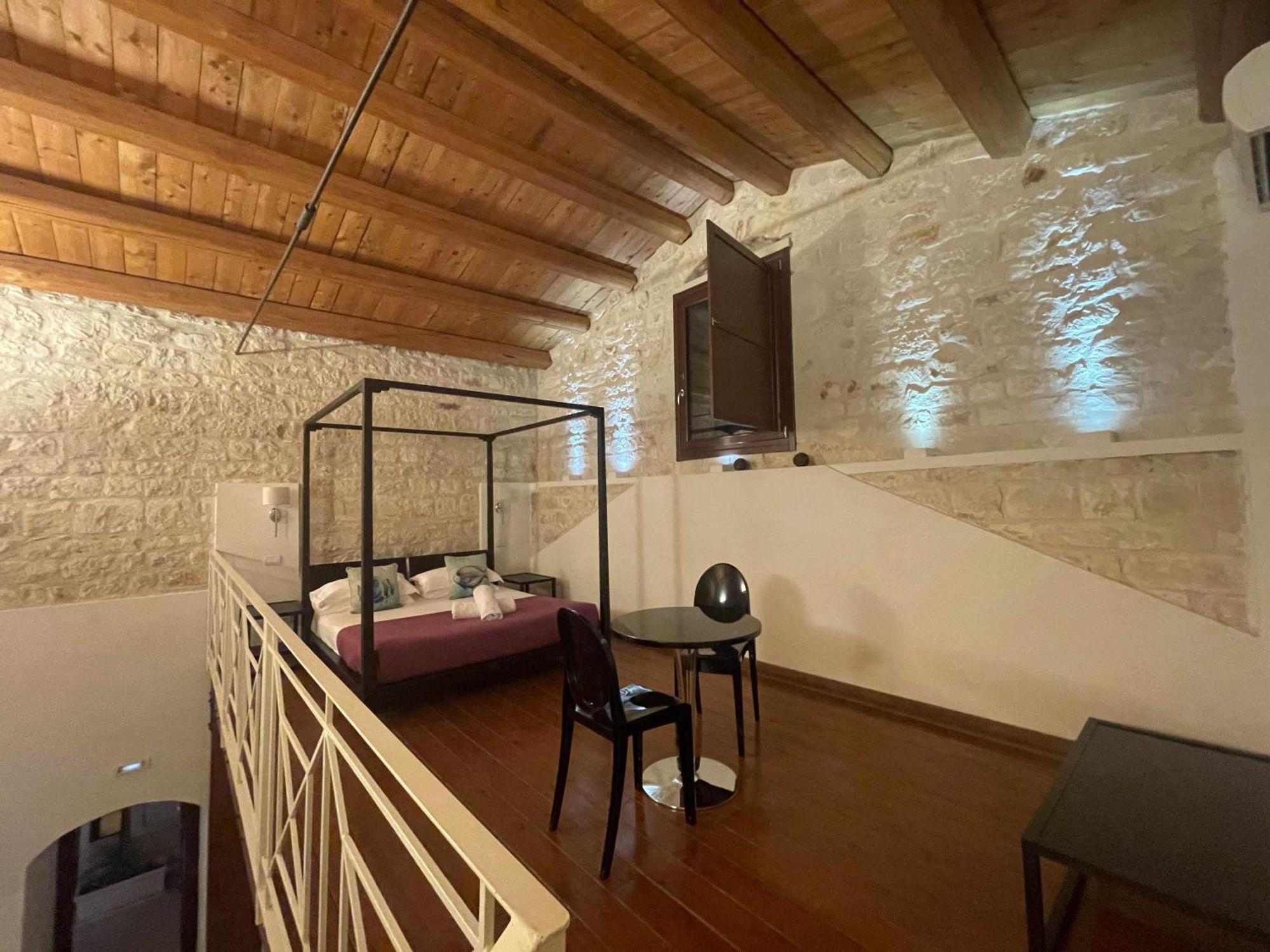Torre Dantona Country Suites Pozzallo Exterior photo